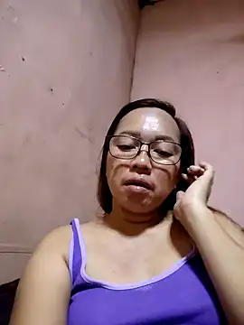 asianwet4u online show from May 12, 6:21 am