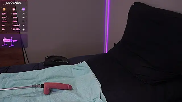  eelusivee  online show from February 5, 10:31 am