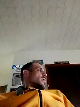 Codymc89 online show from May 15, 2:13 pm