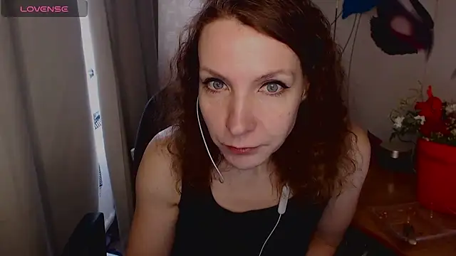 JohansonKatie online show from February 22, 8:50 am
