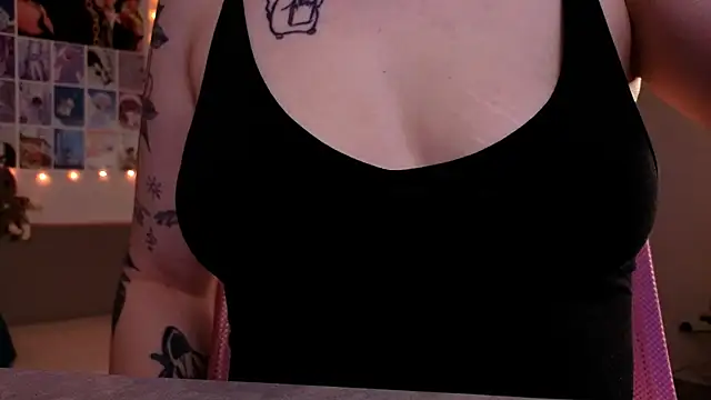 MilenaSaint online show from January 16, 2:41 am