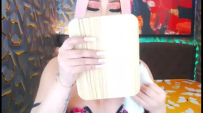 Snapshot of KylieMaxwellCaulfield_TS chatting on January 14, 9:56 am KylieMaxwellCaulfield TS online show from January 14, 9:56 am