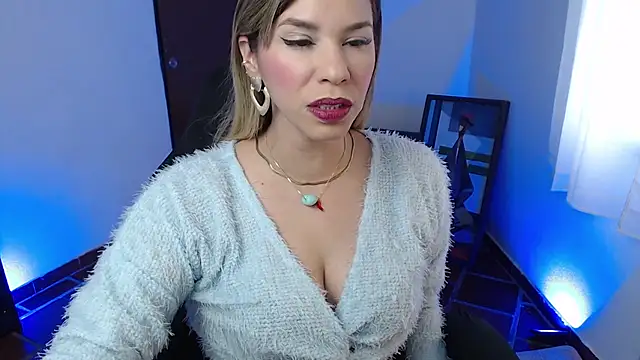 ms sofia x online show from February 10, 4:25 pm