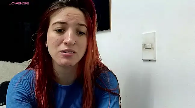 Snapshot of ninaa_fox chatting on January 3, 3:22 pm ninaa fox online show from January 3, 3:22 pm