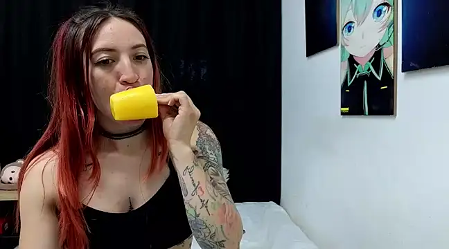 Snapshot of ninaa_fox chatting on January 8, 8:07 pm ninaa fox online show from January 8, 8:07 pm