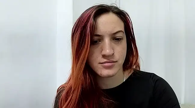 Snapshot of ninaa_fox chatting on February 8, 3:21 pm ninaa fox online show from February 8, 3:21 pm