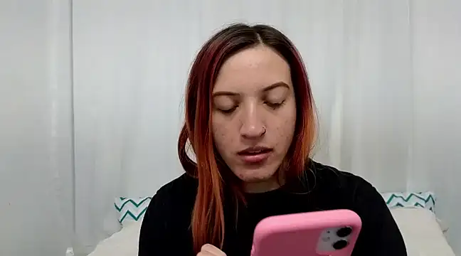 Snapshot of ninaa_fox chatting on February 11, 2:02 pm ninaa fox online show from February 11, 2:02 pm