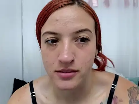 Snapshot of ninaa_fox chatting on September 17, 4:30 pm ninaa fox online show from September 17, 4:30 pm