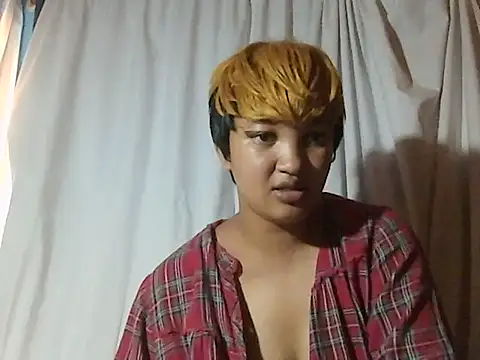 AVRILA online show from December 3, 5:37 am