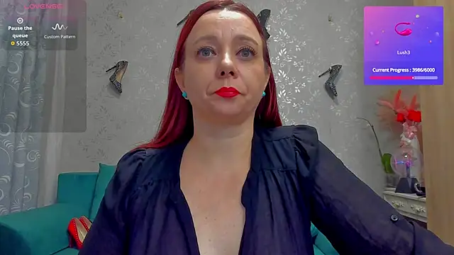 Snapshot of emilianna666 chatting on November 27, 1:35 pm emilianna666 online show from November 27, 1:35 pm