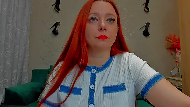 Snapshot of emilianna666 chatting on February 4, 1:50 pm emilianna666 online show from February 4, 1:50 pm