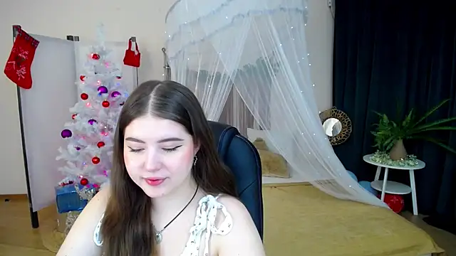 Snapshot of NicoleFoxery chatting on January 15, 3:22 am NicoleFoxery online show from January 15, 3:22 am