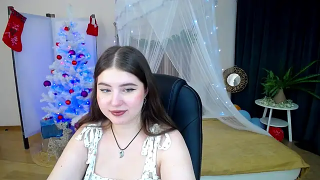 Snapshot of NicoleFoxery chatting on January 15, 9:24 am NicoleFoxery online show from January 15, 9:24 am