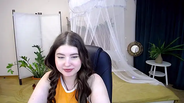 Snapshot of NicoleFoxery chatting on January 17, 9:28 am NicoleFoxery online show from January 17, 9:28 am