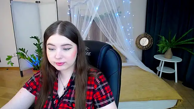 Snapshot of NicoleFoxery chatting on January 31, 6:14 pm NicoleFoxery online show from January 31, 6:14 pm