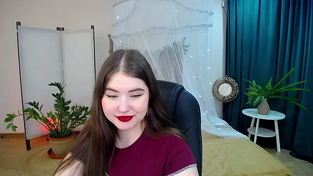 Snapshot of NicoleFoxery chatting on February 12, 6:40 am NicoleFoxery online show from February 12, 6:40 am