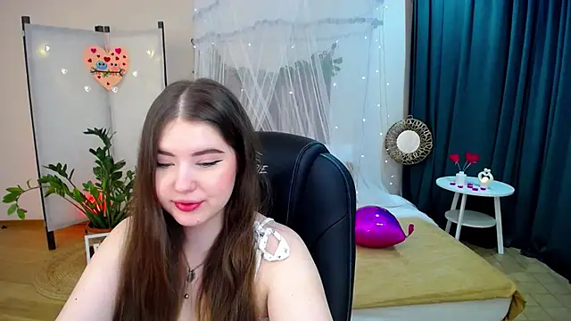 Snapshot of NicoleFoxery chatting on February 14, 3:22 am NicoleFoxery online show from February 14, 3:22 am