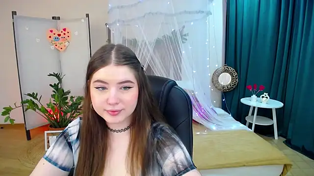 Snapshot of NicoleFoxery chatting on February 24, 10:26 am NicoleFoxery online show from February 24, 10:26 am