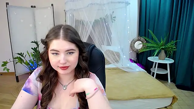 Snapshot of NicoleFoxery chatting on March 4, 9:29 am NicoleFoxery online show from March 4, 9:29 am