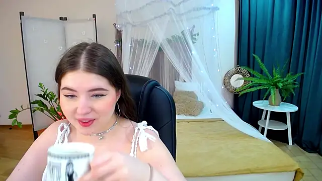 Snapshot of NicoleFoxery chatting on March 22, 3:20 am NicoleFoxery online show from March 22, 3:20 am