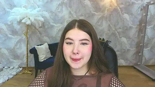 Snapshot of NicoleFoxery chatting on September 19, 6:19 pm NicoleFoxery online show from September 19, 6:19 pm