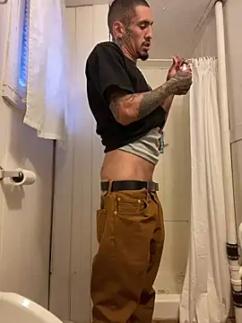 Prettyboiflaco online show from March 18, 1:00 am