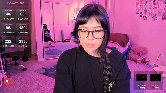 Evie-Luna online show from January 19, 2:48 am