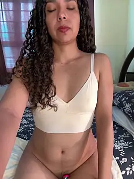 marylr2 online show from October 21, 9:15 pm