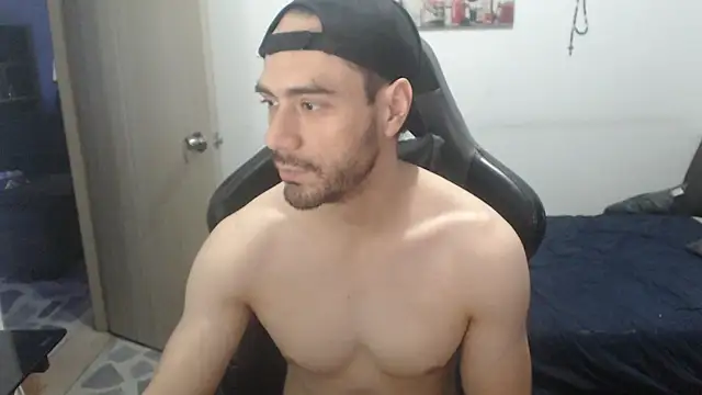 samuelgarcia  online show from March 27, 2:28 am