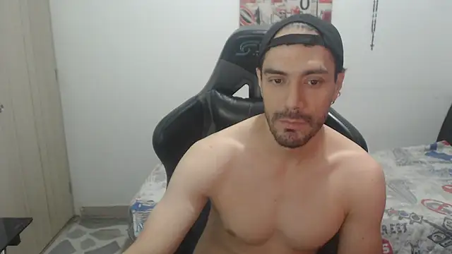 samuelgarcia  online show from July 13, 4:04 am