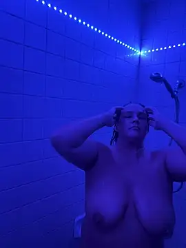 Snapshot of mirandamark2020 chatting on March 13, 4:30 am mirandamark2020 online show from March 13, 4:30 am