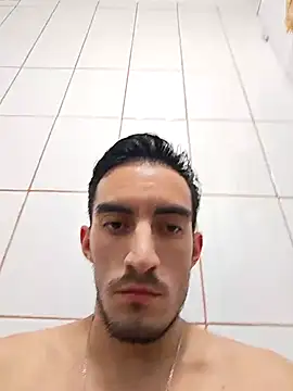 TommyMomentum online show from December 2, 8:15 pm