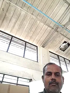 Snapshot of tz143143 chatting on February 28, 11:03 am tz143143 online show from February 28, 11:03 am