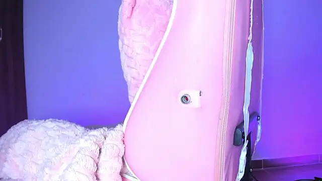 KataFerreira777 online show from May 16, 3:47 am