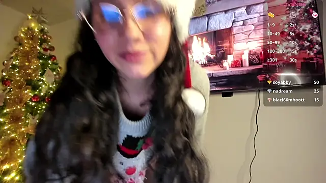 Snapshot of Anyi_1 chatting on December 8, 4:35 am Anyi 1 online show from December 8, 4:35 am