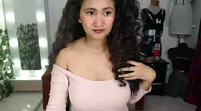 Snapshot of Petite_schoolgirlx chatting on March 18, 2:15 am Petite schoolgirlx online show from March 18, 2:15 am