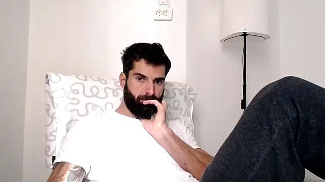 Verycutex online show from November 17, 9:15 am