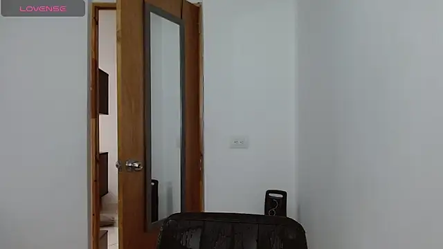 selena ferri online show from March 27, 9:25 pm