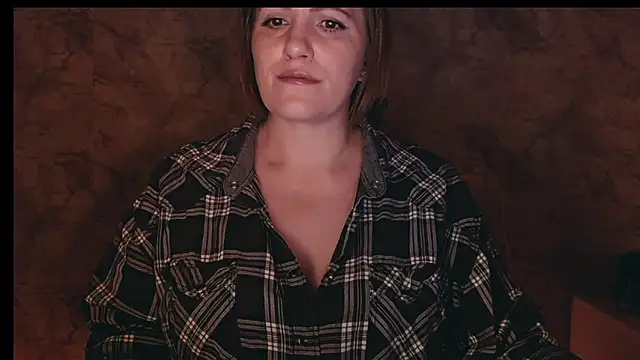 Snapshot of _letty_ chatting on December 14, 10:14 pm letty online show from December 14, 10:14 pm