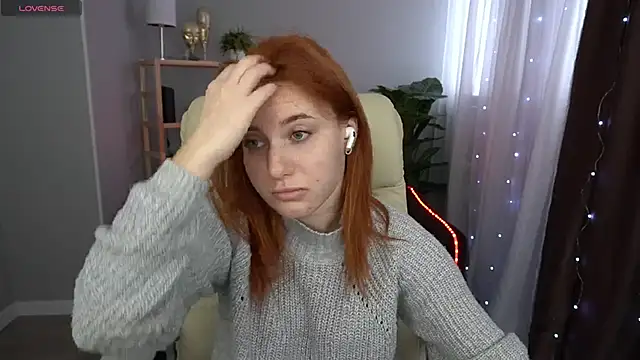EmilyFoxxi online show from January 31, 9:16 am