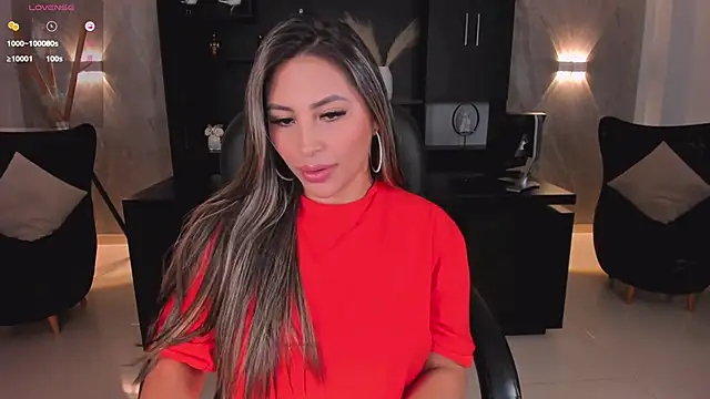 Snapshot of MiaRoberts1 chatting on February 12, 1:52 am MiaRoberts1 online show from February 12, 1:52 am