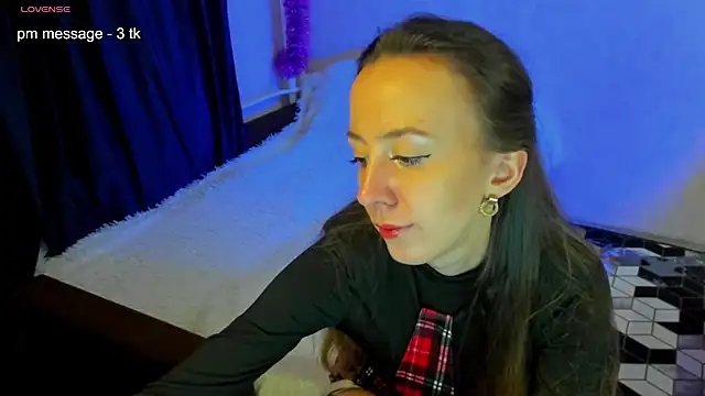 Snapshot of CurlySteph chatting on January 29, 4:30 pm CurlySteph online show from January 29, 4:30 pm