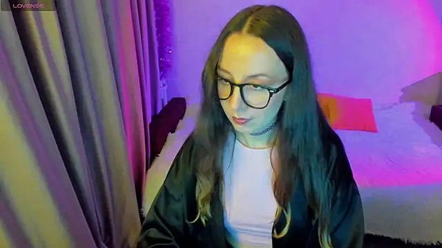 Snapshot of CurlySteph chatting on September 24, 10:35 pm CurlySteph online show from September 24, 10:35 pm