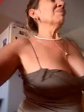 camelia3 online show from May 4, 3:41 pm