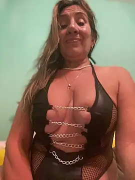 camelia3 online show from May 8, 10:59 pm