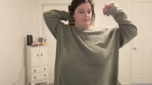 magicsparkles online show from April 2, 3:37 am