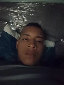 Snapshot of Cede72 chatting on April 6, 5:52 am Cede72 online show from April 6, 5:52 am