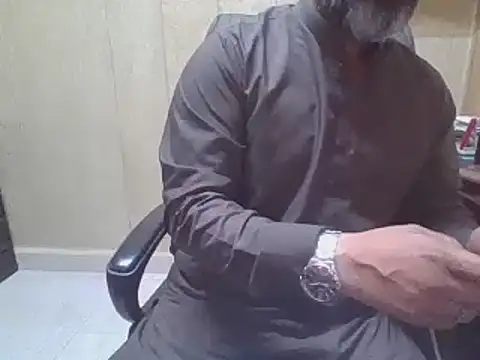 hairymaster95 online show from November 24, 4:12 am