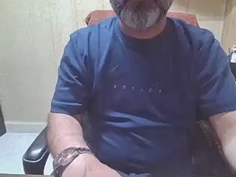 hairymaster95 online show from March 12, 7:03 am