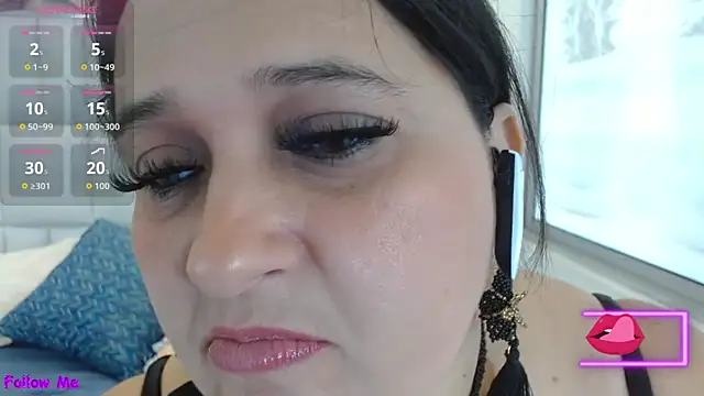 Kerly Doll online show from November 30, 12:53 pm